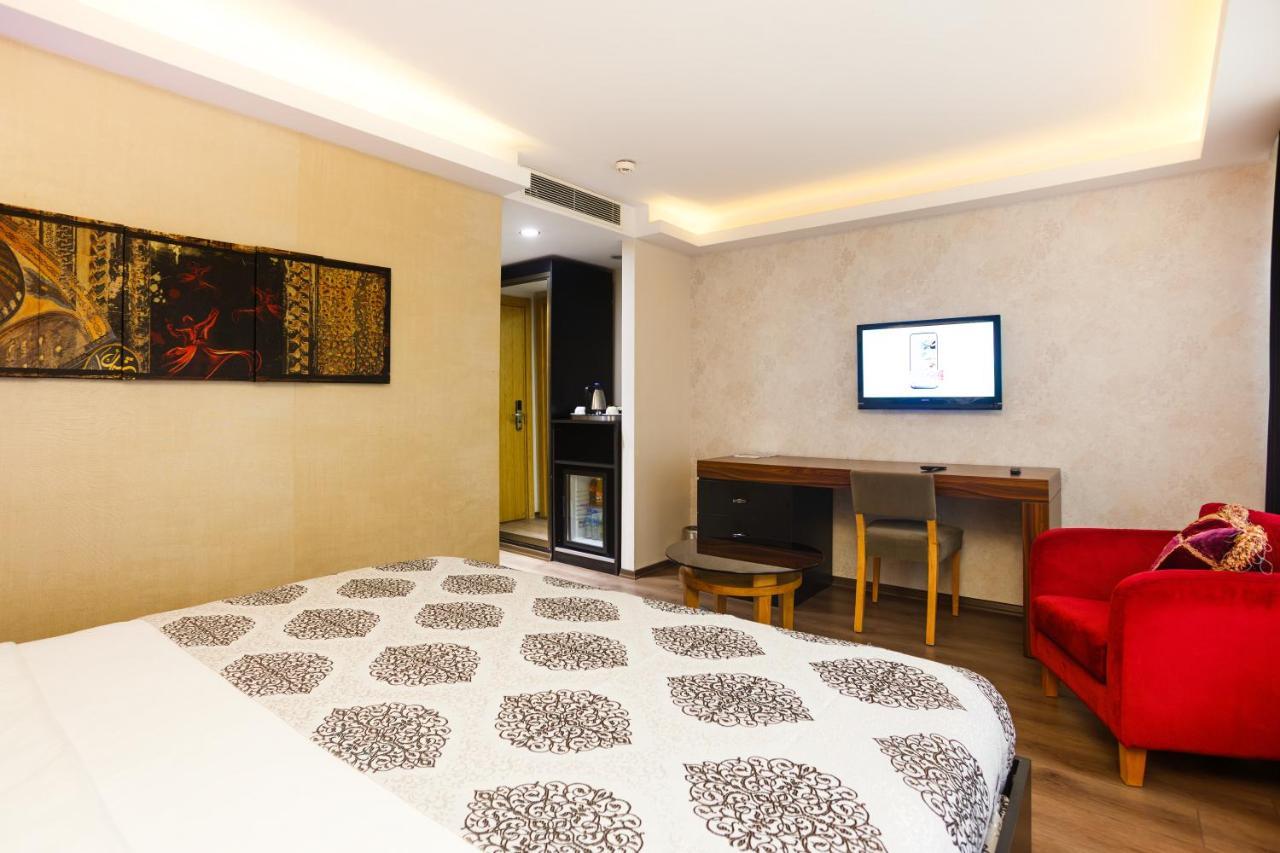 P Galata Hotel - Special Category Estambul Exterior foto